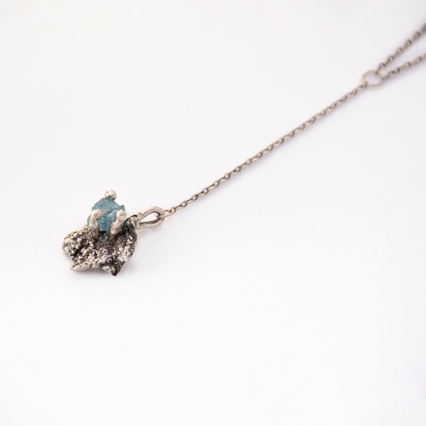 Leaf Aquamarine Necklace